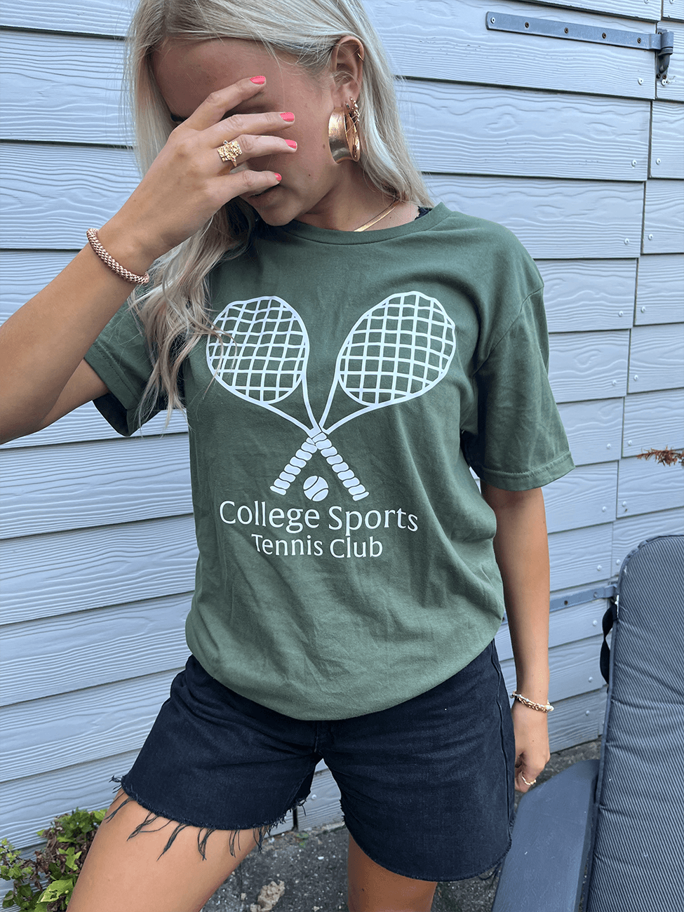 Tennis Club - Oliven T-Shirt