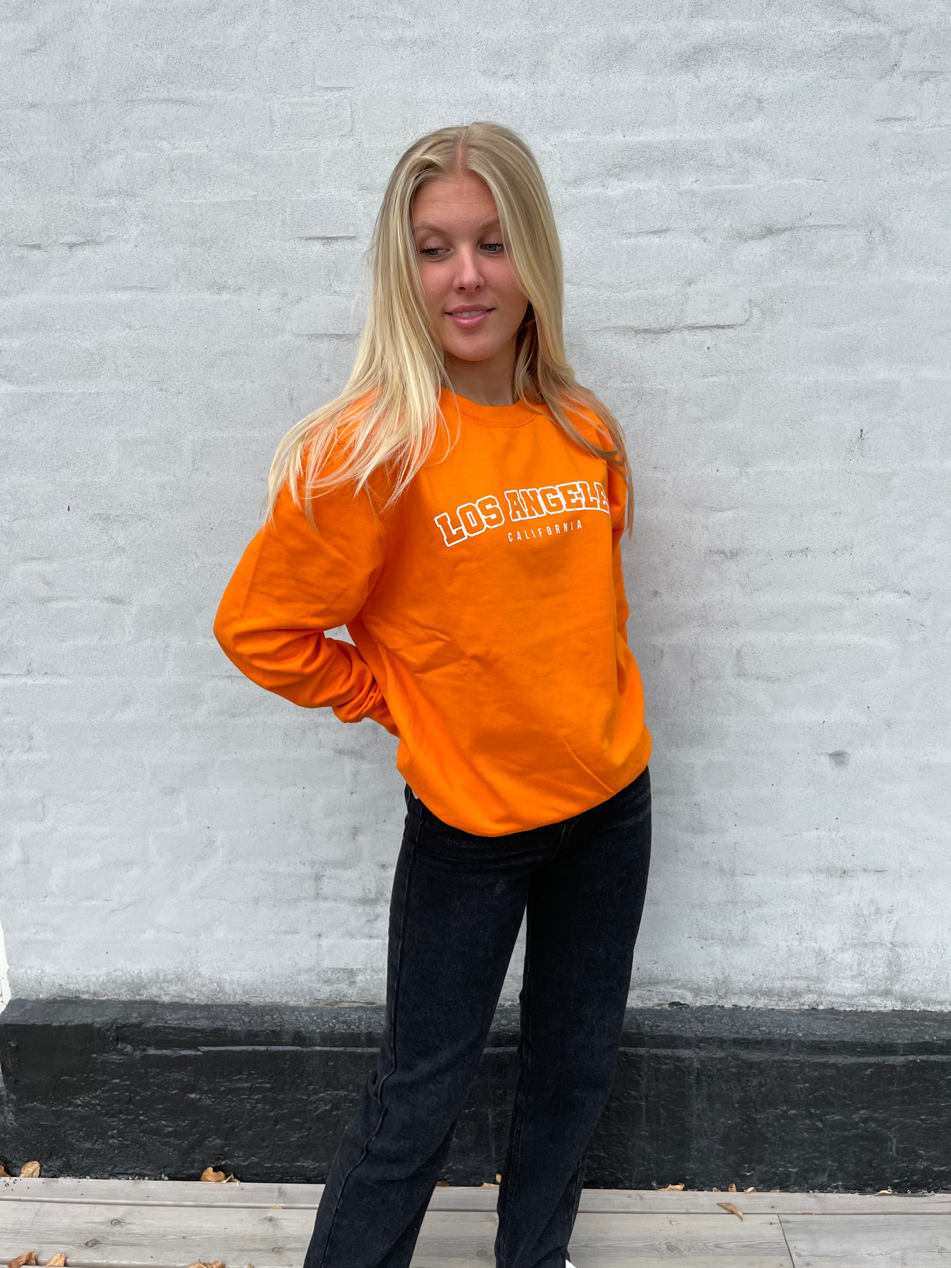 Los Angeles - Orange Sweatshirt