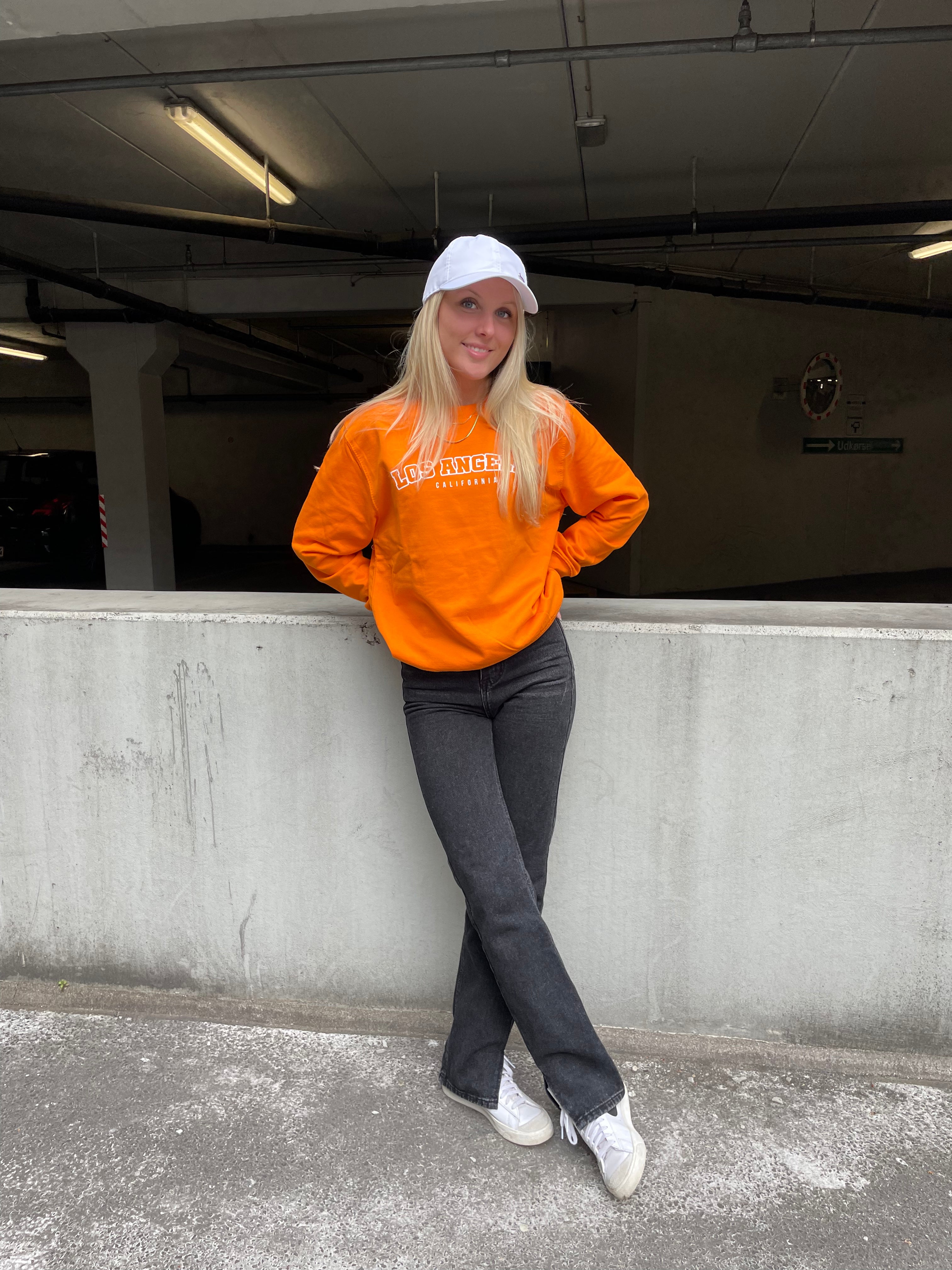 Los Angeles - Orange Sweatshirt
