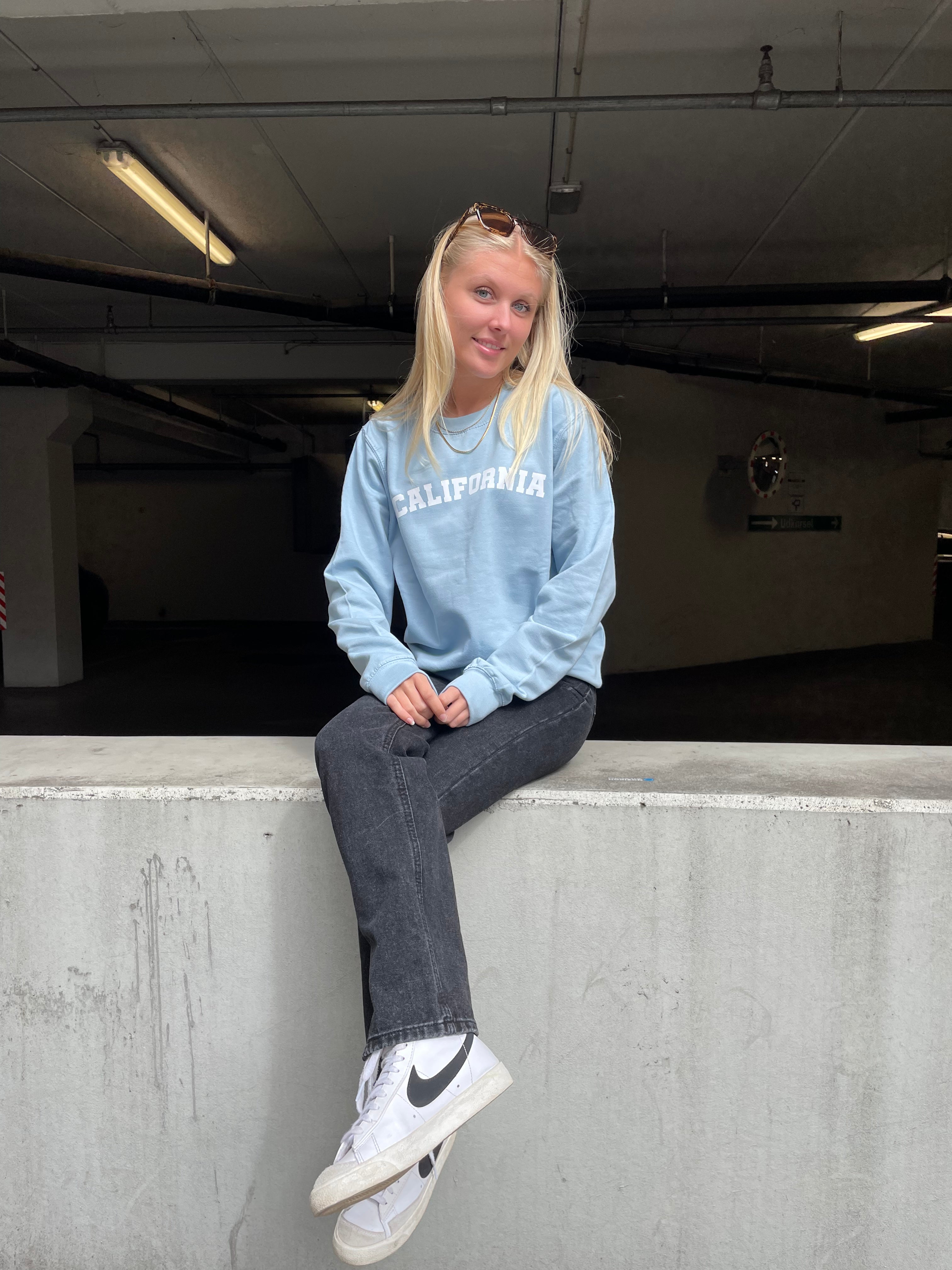 California - Himmelblå Sweatshirt